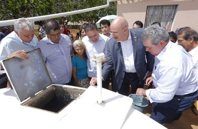 Renan Filho e ministro entregam cisternas que mudam a vida das pessoas