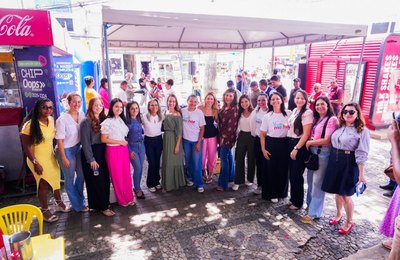 Arapiraca inicia programação do mês da mulher com ação de valorização na Praça Marques da Silva