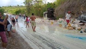 caminhão tomba
