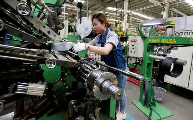 PMI industrial da China recua para 49,8 em julho e indica contração após 9 meses