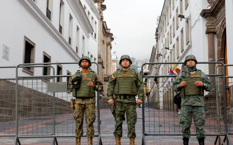 Violência não cede e Equador renova estado de emergência
