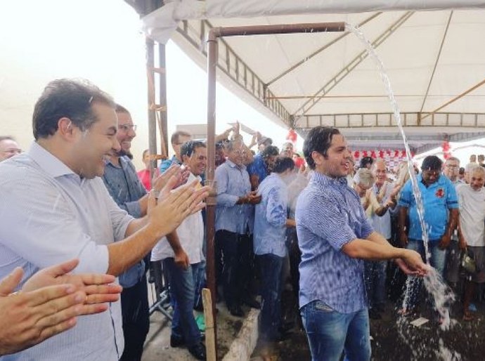 Governador anuncia investimentos para Estrela durante inauguração de adutora