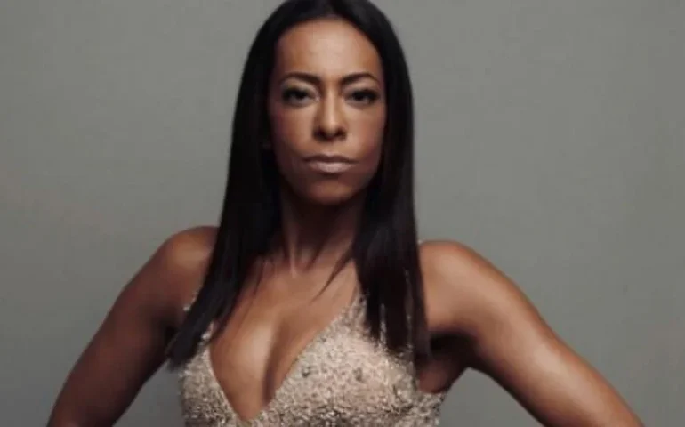 Samantha Schmütz comenta sobre procedimento com médico das Kardashians