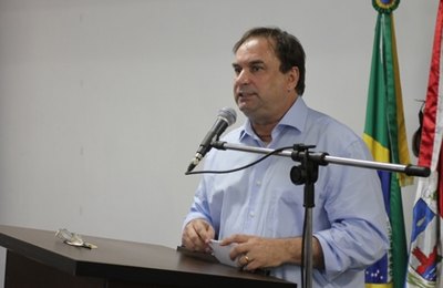 Estado anuncia progressão de carreira para os servidores da Educação