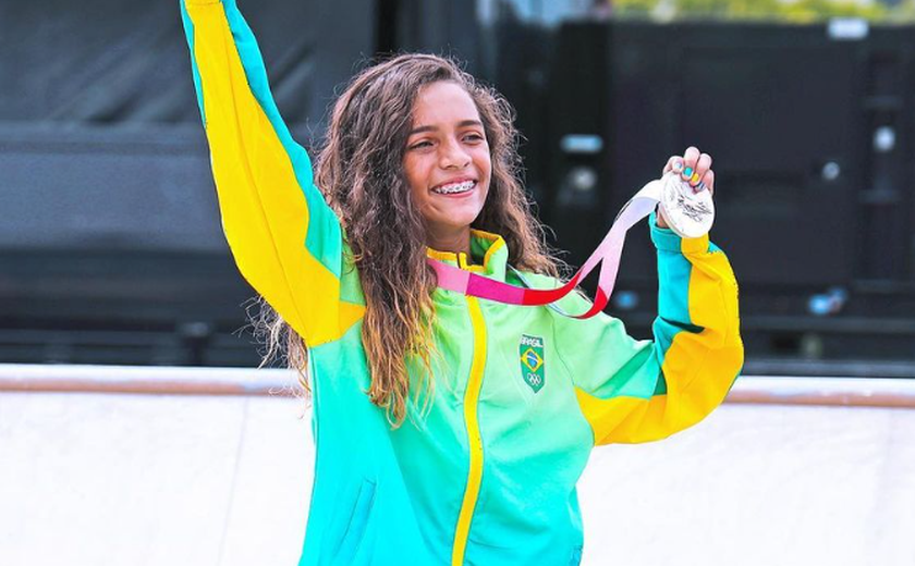 Rayssa Leal brilha e avança à final da SLS Sydney; Giovanni Vianna classifica no masculino