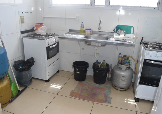 Presos do CISP de Murici continuam sem alimentação e sem gás de cozinha