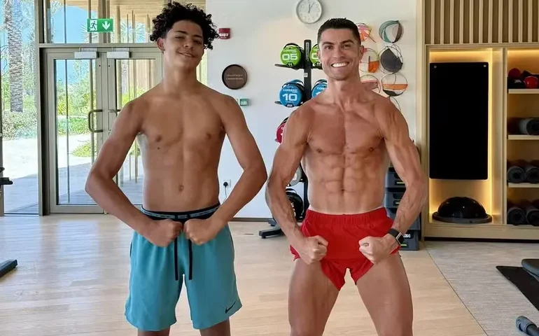 A dinastia dos Ronaldo: Al-Nassr avalia promoção de Cristiano Júnior ao elenco profissional