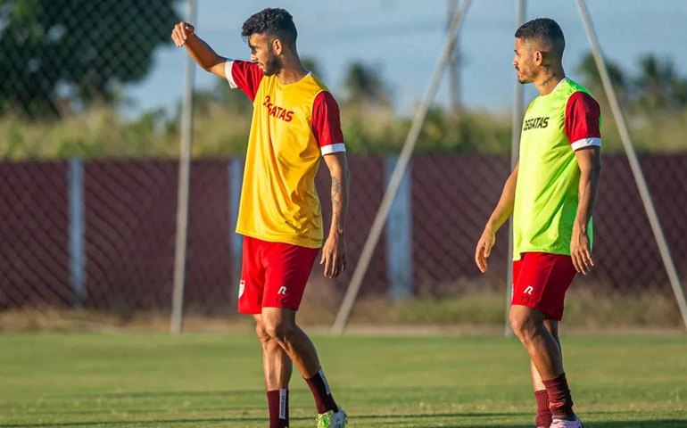 CRB viaja para Belo Horizonte com desfalques para enfrentar o líder América-MG