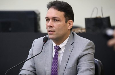 Dudu Ronalsa pede investigação sobre ato de vandalismo contra imagem de Nossa Senhora das Graças
