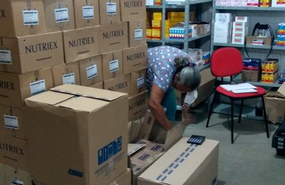 Prefeitura de Penedo recebe kit de medicamentos básicos do SUS