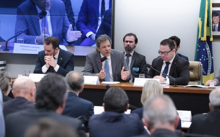 Haddad diz a deputados que pode reavaliar linha de crédito de R$ 12 bi para produtores rurais