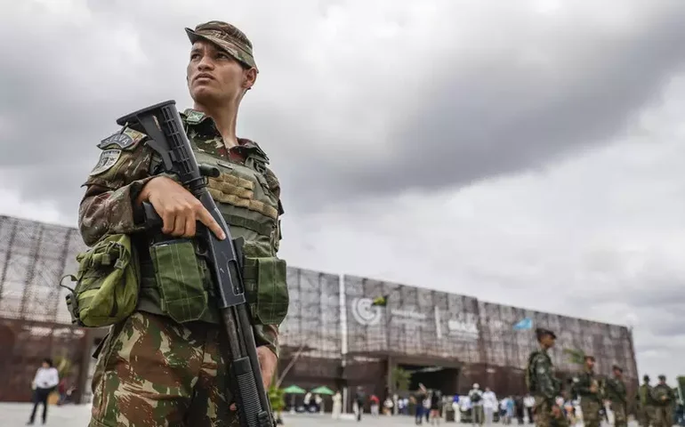 Exército reforça segurança na COP30 devido a protesto indígena