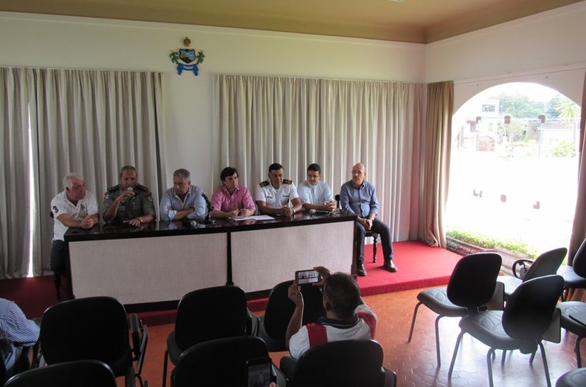 Marcius Beltrão e autoridades envolvidas no Bom Jesus concedem coletiva