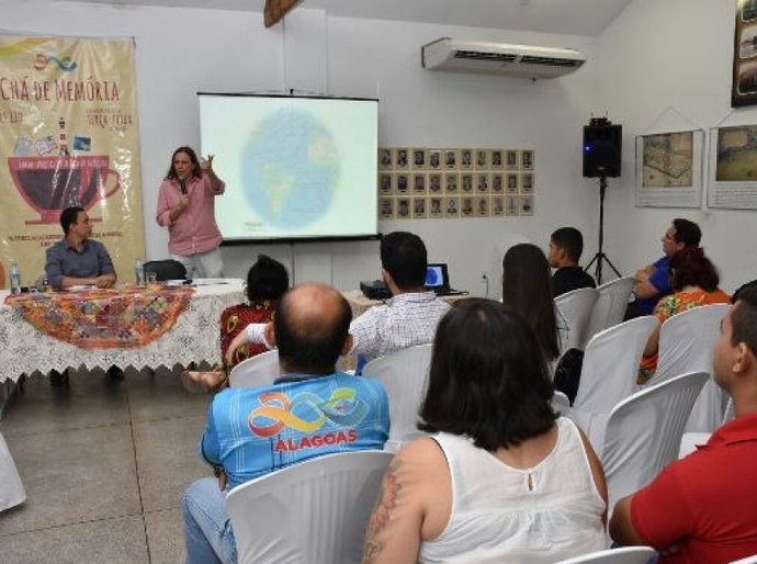 Chá de Memória de outubro traz debate sobre a escravidão em Alagoas