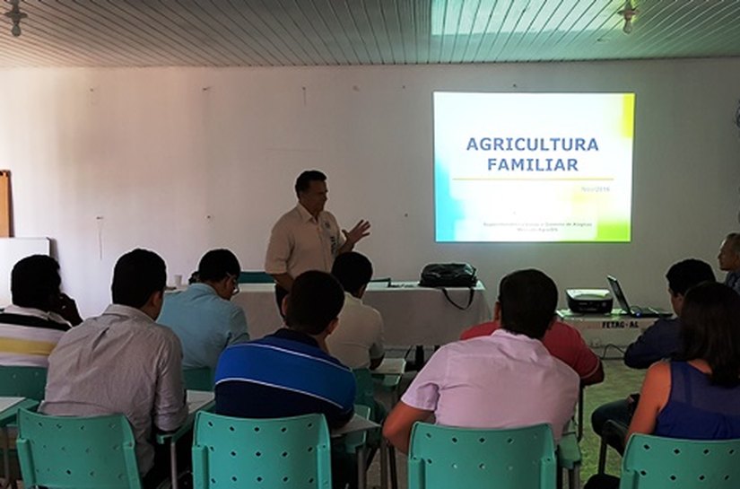 Extensionistas são capacitados para elaboração de Crédito Rural Orientado
