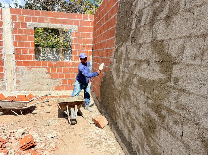 Ampliação: Prefeitura de Branquinha constrói novas salas de aula na escola José Lopes