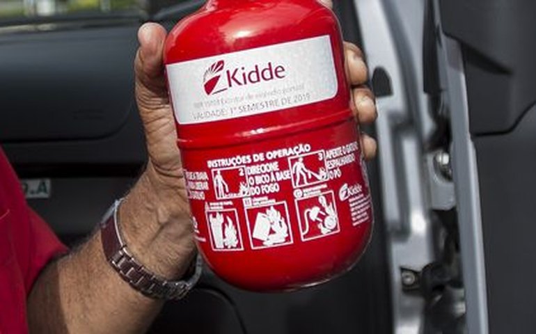 Denatran adia por 90 dias o uso obrigatório do novo extintor
