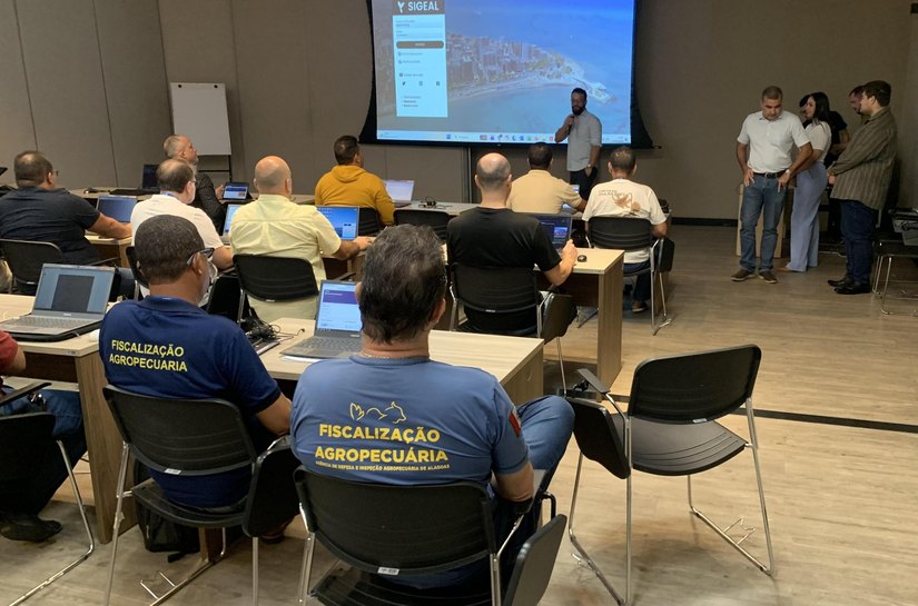 Fiscais participam de treino sobre  Modulo de Fiscalização do Sistema de Gestão Agropecuária