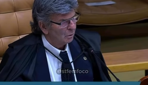 Fux confrontou Dino após ser citado em sessão sobre caso Master