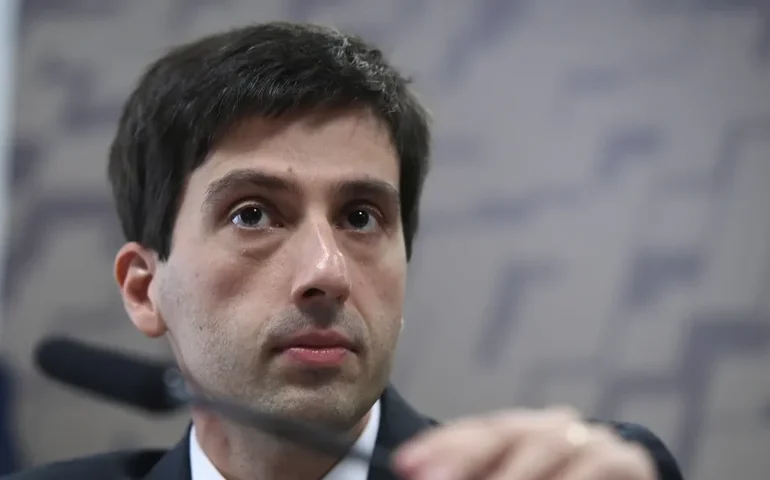 Com compilação de indicadores, Copom vê motivo para taxas de juros elevadas, diz diretor do BC