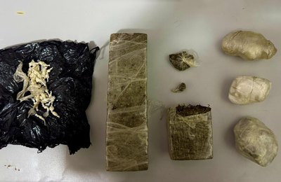 Polícia Militar apreende 1,2 Kg de drogas após abordagem no município de Piranhas