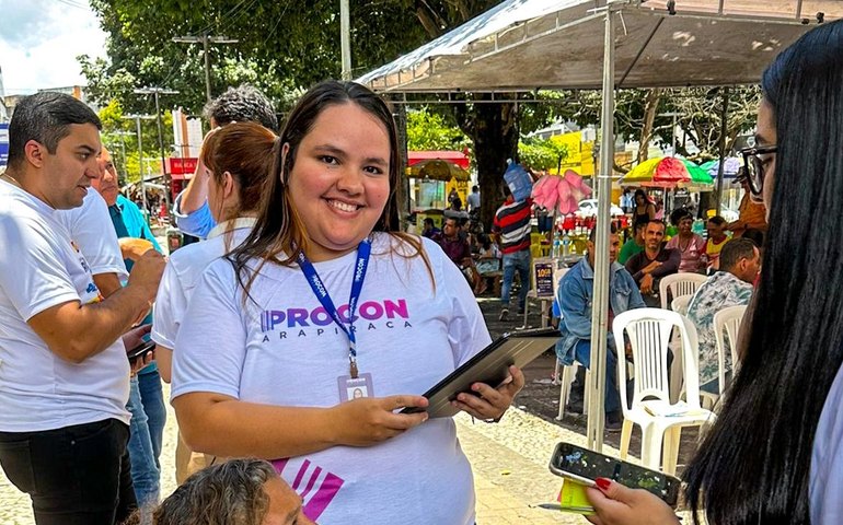 Procon Arapiraca participa de ação em Defesa do Consumidor e leva atendimento ao Centro da cidade