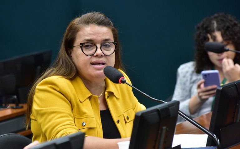 Comissão aprova projeto que obriga instrutores de trânsito a se reciclarem periodicamente