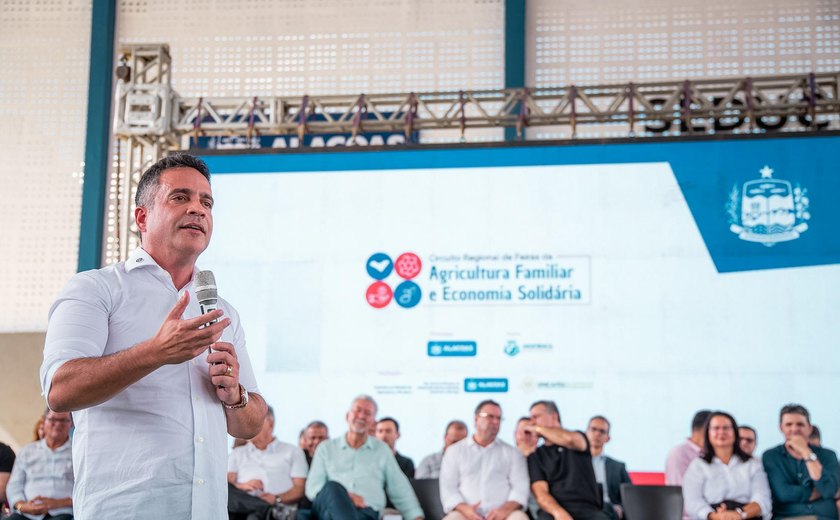 Em Arapiraca, governador lança Circuito de Feiras Regionais da Agricultura Familiar e Economia Solidária