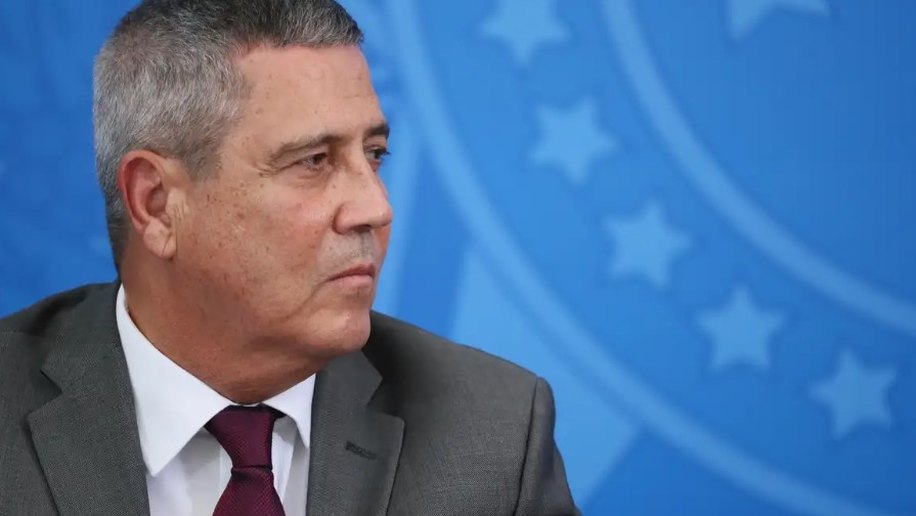 Braga Netto pede suspeição de Moraes em denúncia sobre golpe