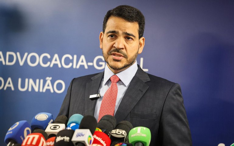 Mídia: AGU quer investigação sobre possível lucro de investidores com informação privilegiada sobre tarifaço