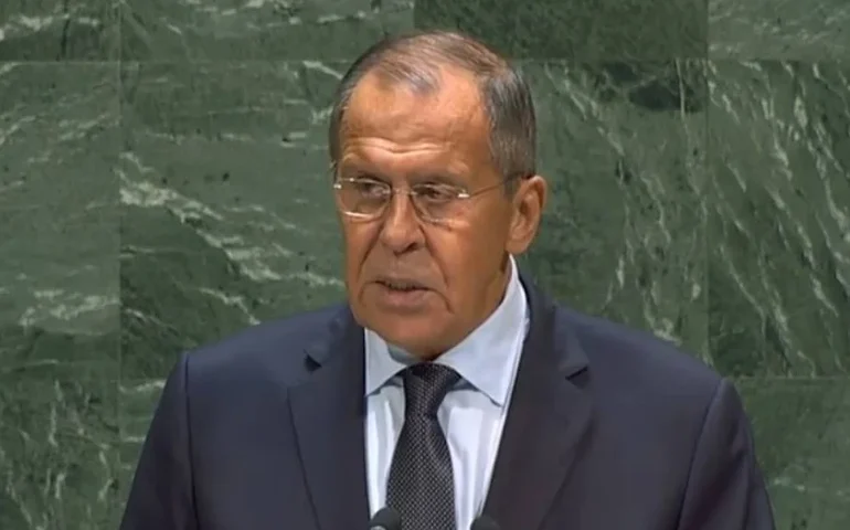 Ocidente minoritário tenta preservar os restos de seu domínio no Oriente Médio, afirma Lavrov