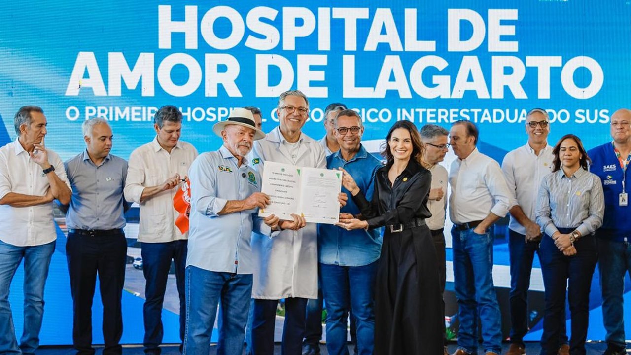 Lula visita primeiro hospital oncológico interestadual do país