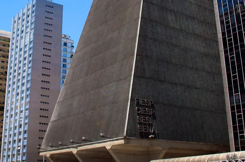 Com tarifaço dos EUA, Fiesp mantém projeção de alta do PIB em 2,4%