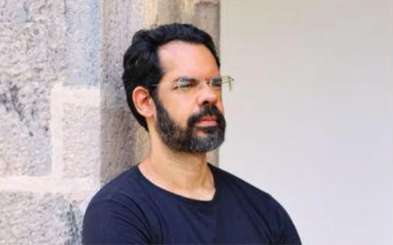 Recife em estado de tensão: estreia de Paulo André Souza transforma a cidade em protagonista de “Frevo noir”