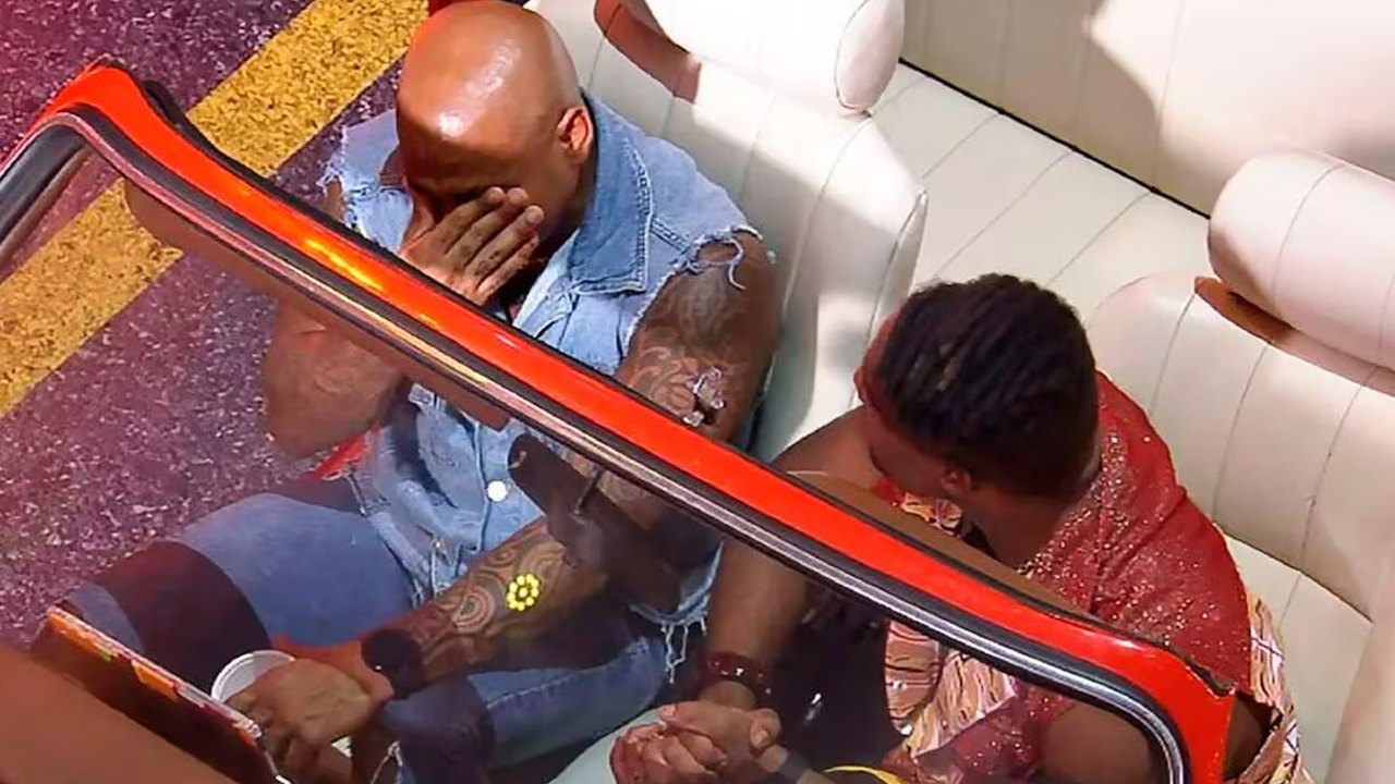 Choro de Cezar, multiverso e conversas sobre o jogo marcam a madrugada de festa do 'BBB'