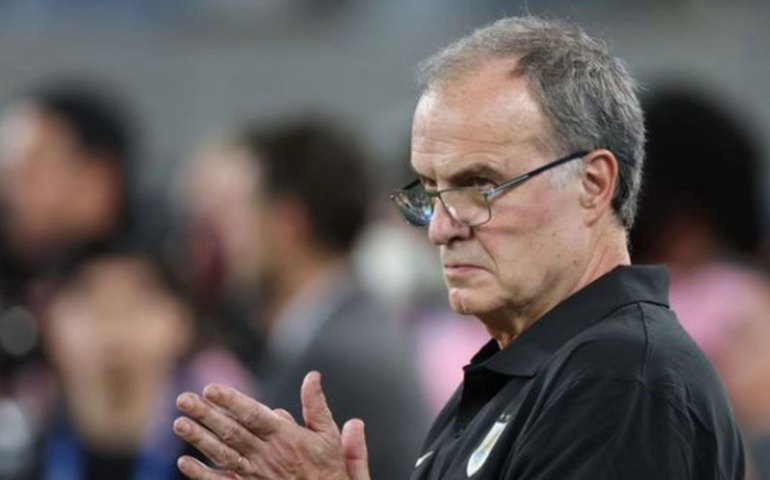 Marcelo Bielsa convoca seleção do Uruguai com jogadores de cinco times brasileiros