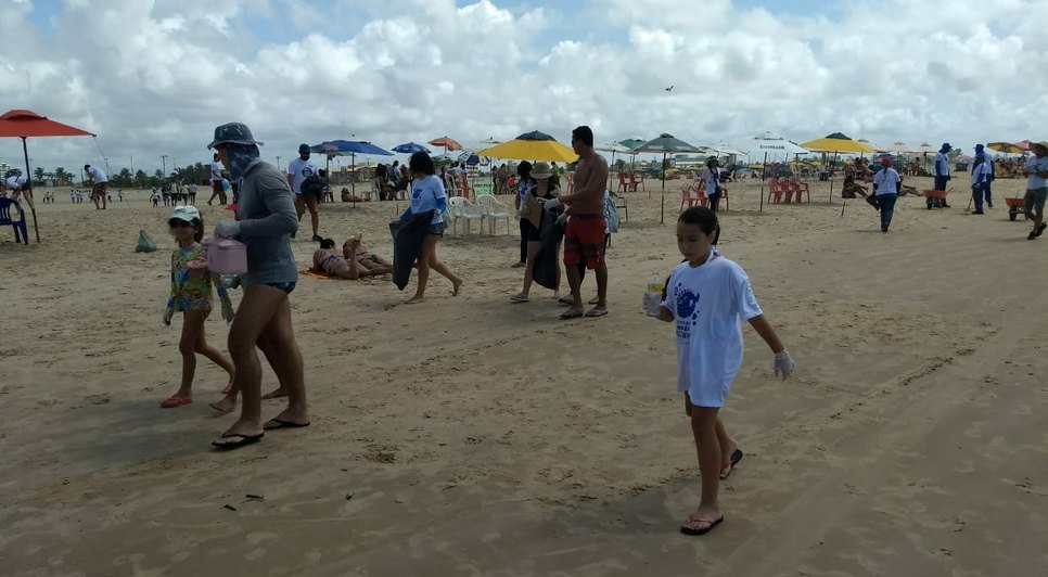 Limpeza de praia / Foto: Foto: Sérgio Ferreira