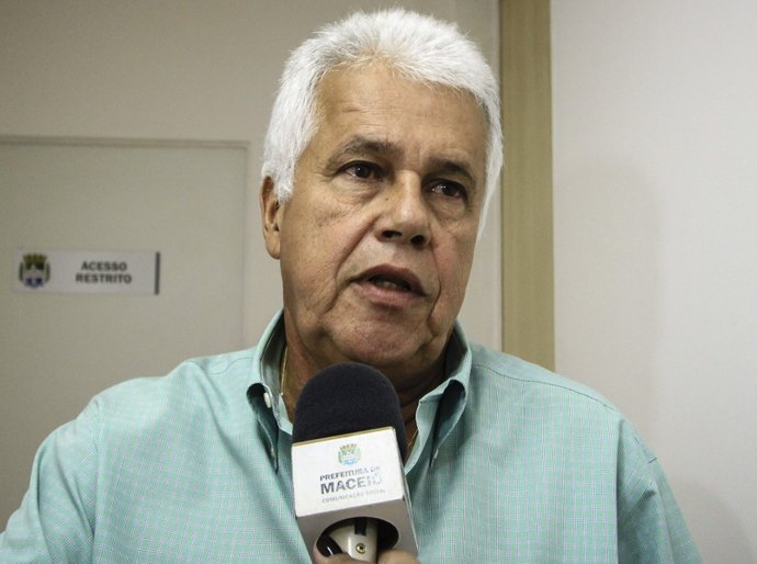 Nonô ressalta medidas de economia e controle social na SMS