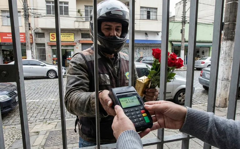 Golpe do presente: operação mira quadrilha suspeita de movimentar R$ 14 milhões