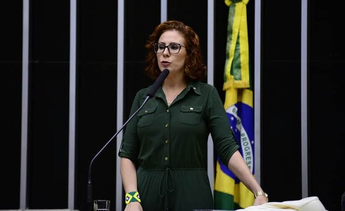 Carla Zambelli contestou a apresentação de comprovante de vacinação em São Paulo