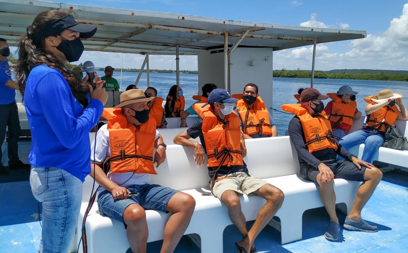 IMA abre inscrições para passeios no Barco Escola