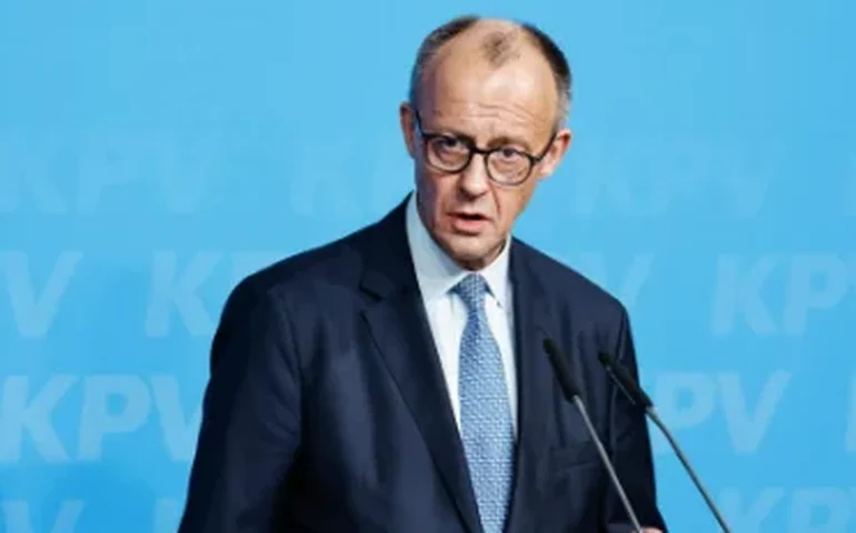 Merz se reúne com Lula durante G20 e promete explorar mais Belém em próxima visita