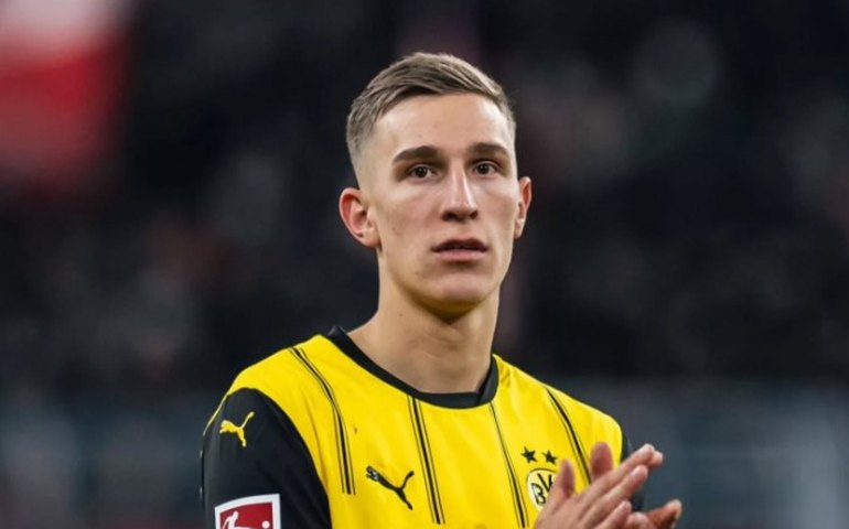 Dortmund perde zagueiro Schlotterbeck pelo resto da temporada por grave lesão no joelho