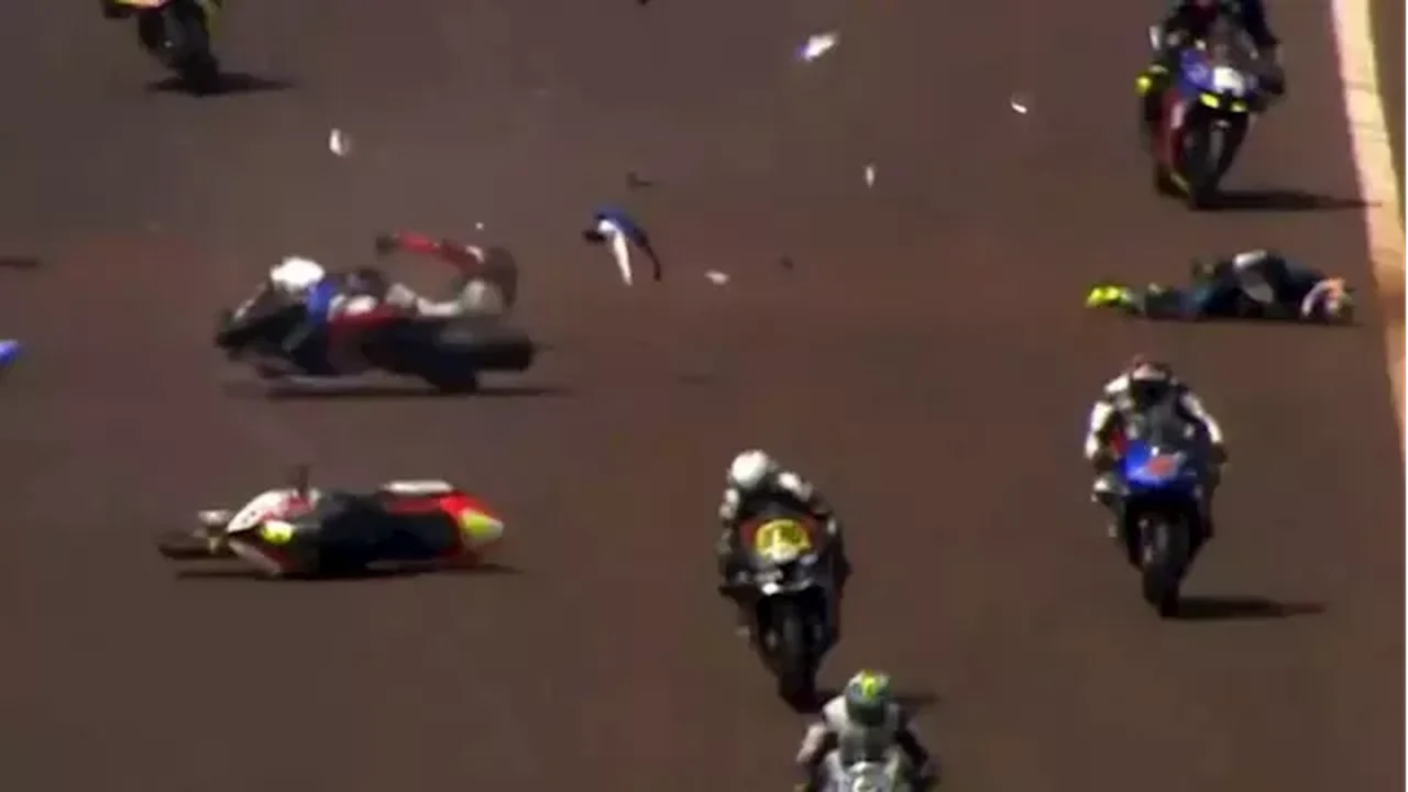 Couro, pontos de contato e protetor lombar: que equipamentos de segurança o Brasileiro de Motovelocidade exige de seus pilotos