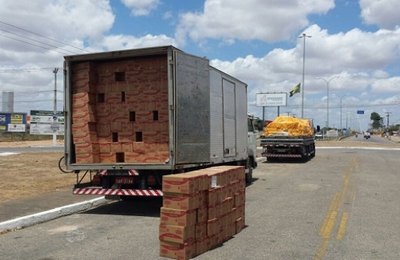 Fiscalização da Sefaz flagra e apreende mercadorias irregulares no interior de Alagoas