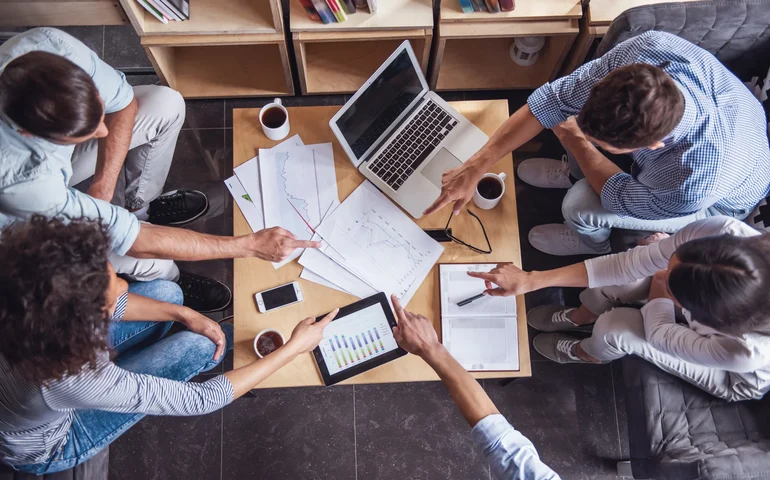 Veja 16 cargos promissores em cinco áreas de trabalho, os requisitos e as médias salariais