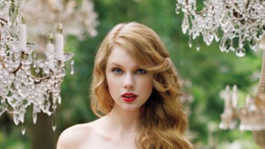 Taylor Swift aposta em visual romântico para campanha
