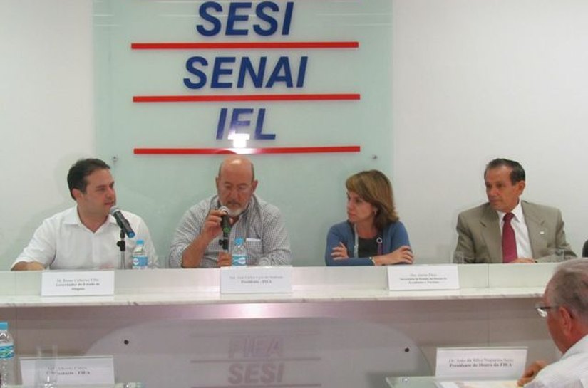 Em encontro na Fiea, Renan agradece a confiança de Malta no governo