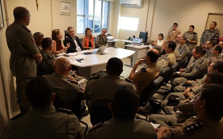 Em reunião, Ministério Público busca espaços públicos para que PM tenha onde armazenar bens apreendidos após lavratura de TCOs