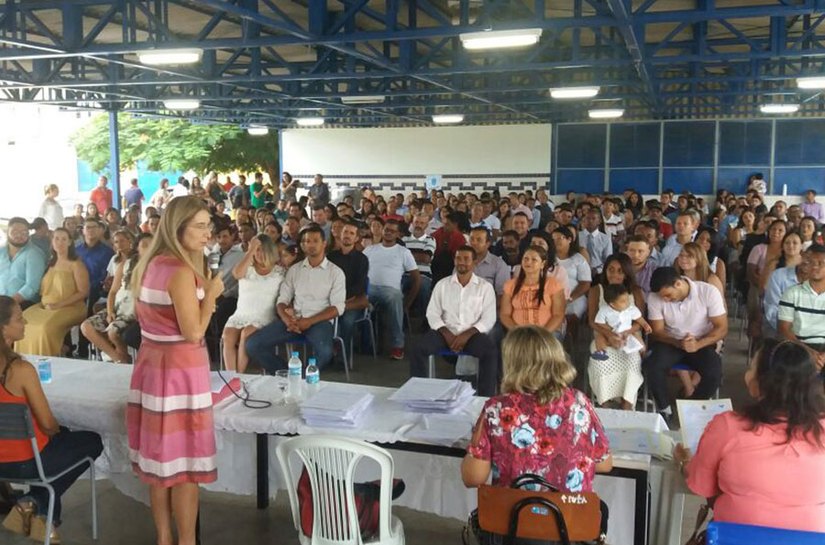 Projeto Justiça Itinerante realiza casamento coletivo de 85 casais na Jatiúca